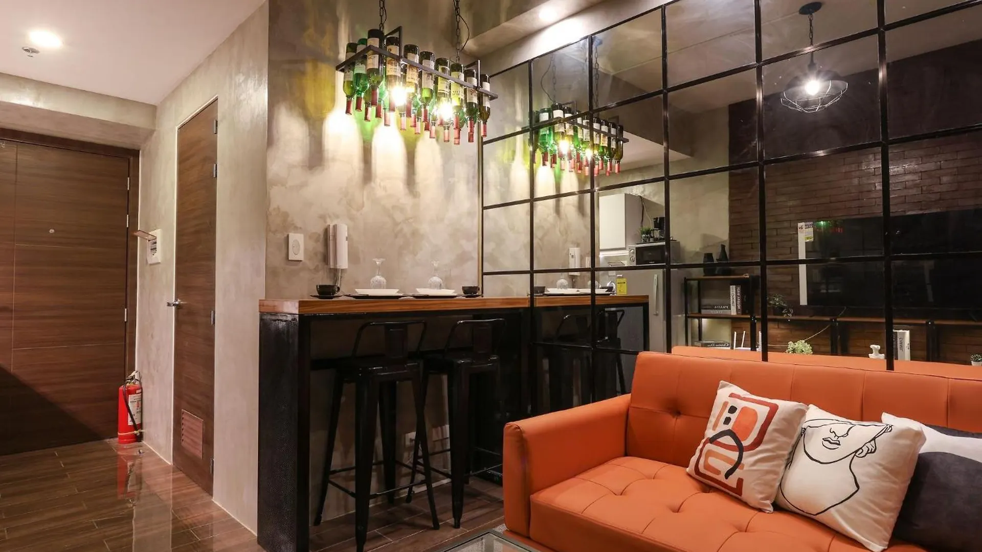 Guest house Kensal Industrial - Air Residences Makati City Philippines