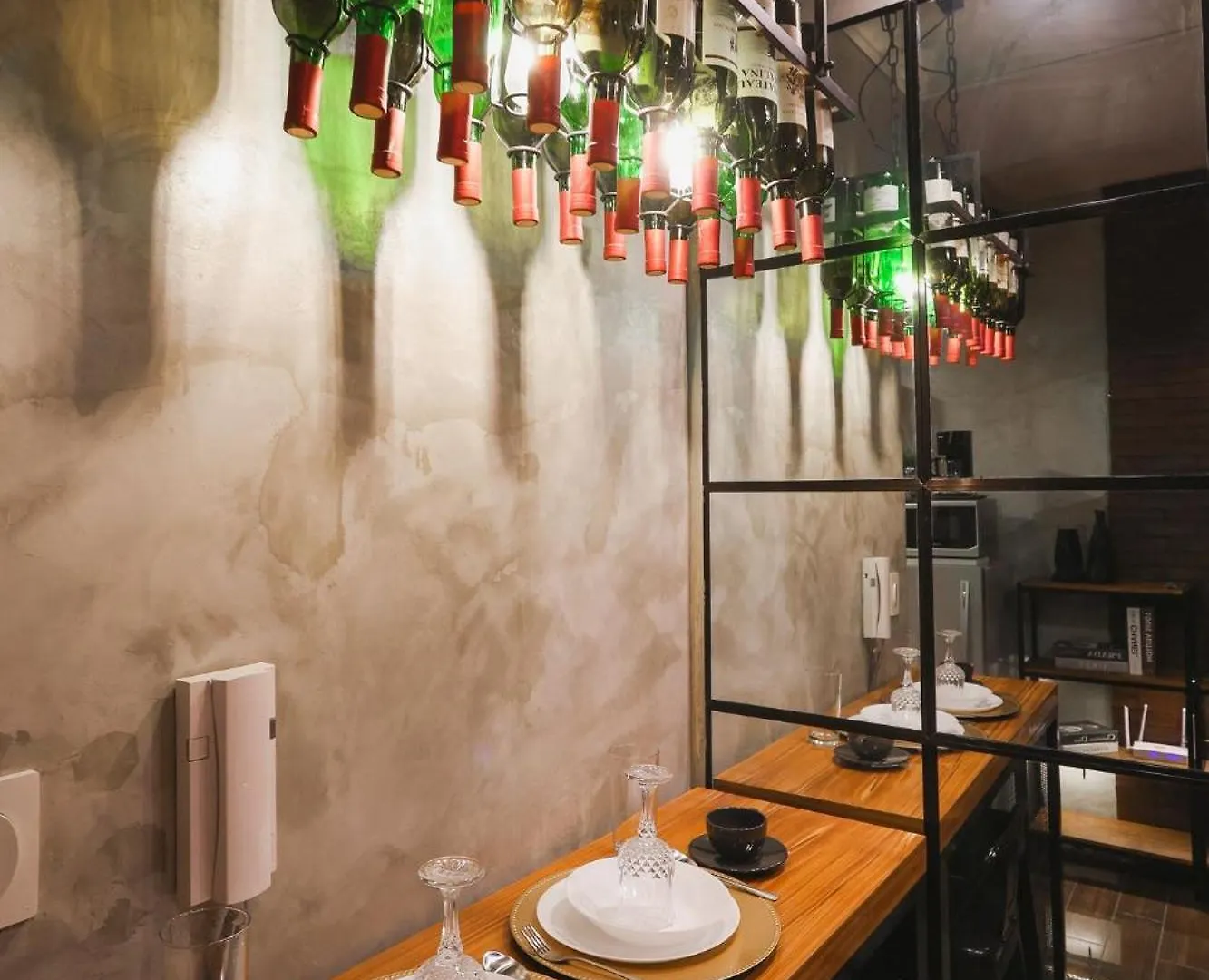 Kensal Industrial - Air Residences Makati City 0*,